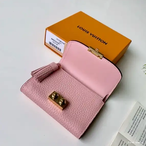 First bag ru Vuitton WALLET CROISETTE COMPACT Louis 0706